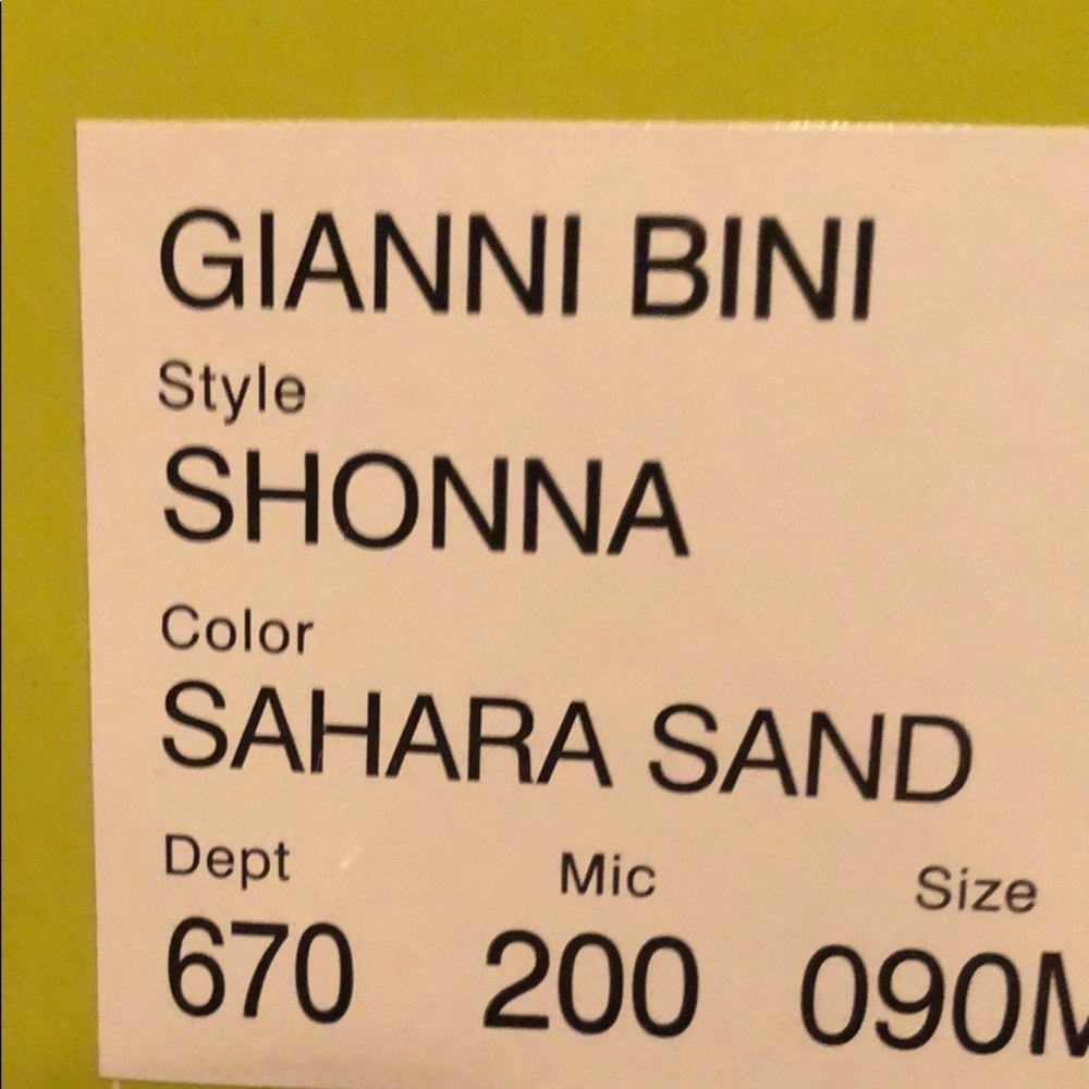 Boots - Picture 3 of 3